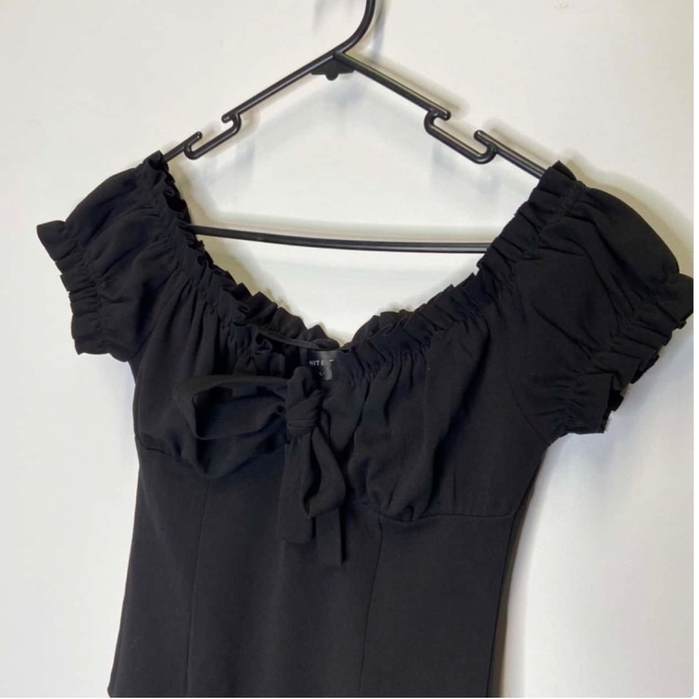 White fox boutique off shoulder bodysuit